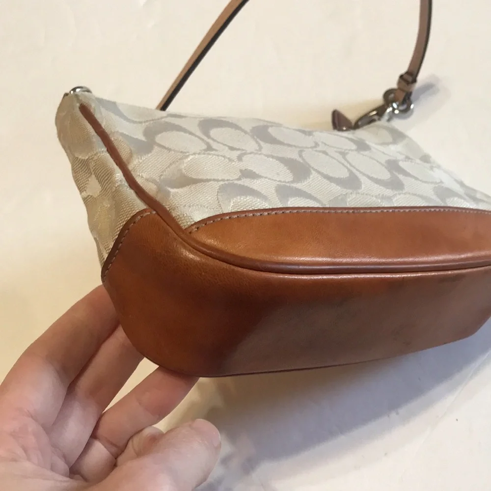 Rare Coach Y2K Demi Signature Monogram Mini Bag Vintage Baguette White Ivory 00‘ - Picture 9 of 17